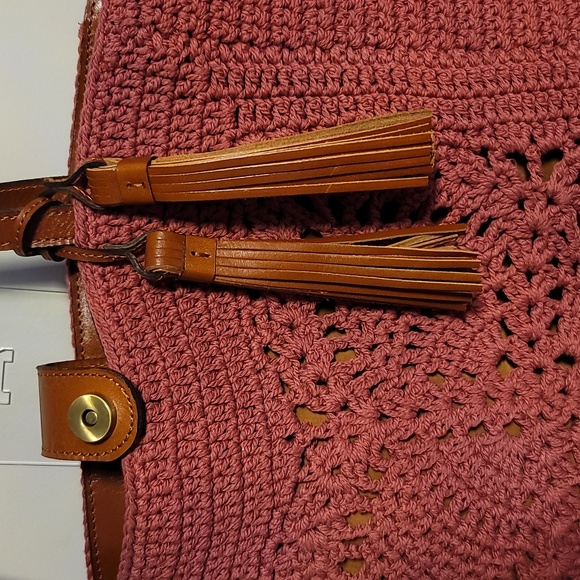 Patricia Nash Crochet Naomi Butterfly Tote Old Rose♥️🔥 - Picture 4 of 4